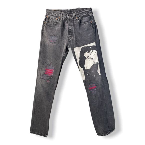 Levi’s custom ￼Bettie Page  jeans size 31x32 unisex - Picture 1 of 4